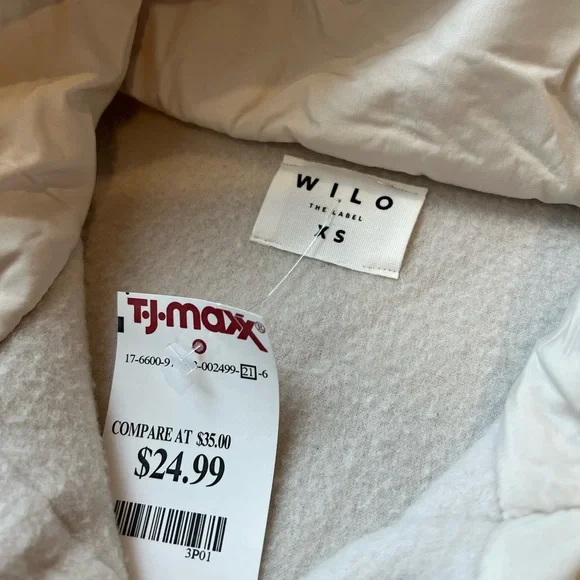 NWT Wilo The Label snap funnel neck fleece pullover in cream/beige size XS women - Picture 3 of 10